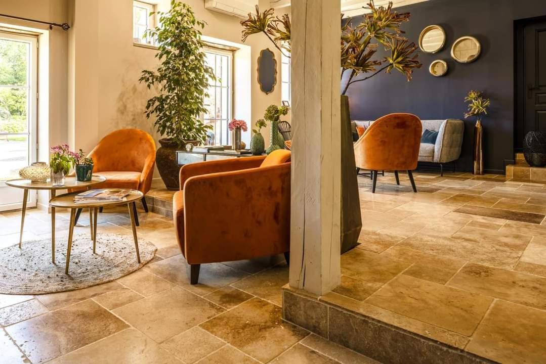Domaine De La Limetiere Otel Neuvy-le-Roi Dış mekan fotoğraf
