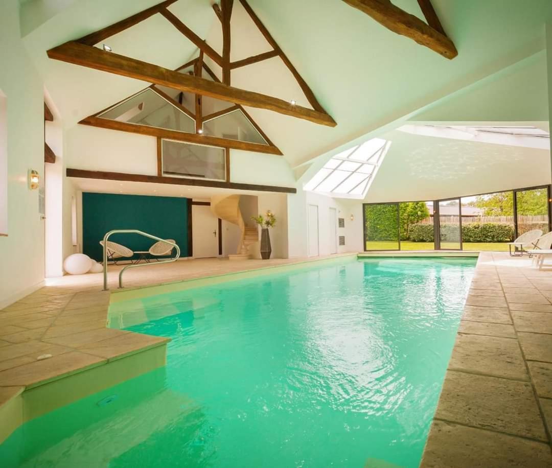 Domaine De La Limetiere Otel Neuvy-le-Roi Dış mekan fotoğraf